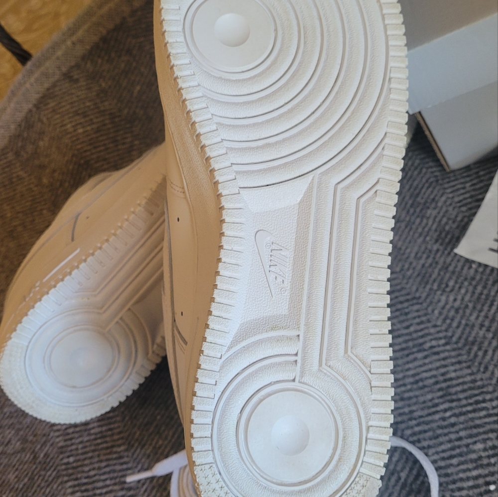 Nike Air Force One View 3